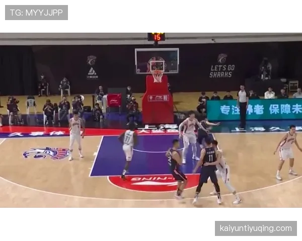 裁判哨音含义：不同哨声对应的比赛判罚与重启条件