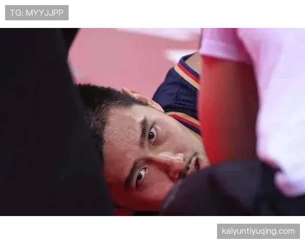 进攻犯规判罚要点：何为不合理身体接触与球权侵犯